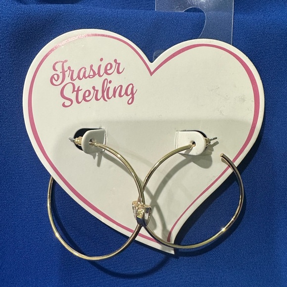 Fraiser Sterling, Hamptons Hoops, gold with hearts. - Picture 3 of 5